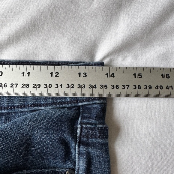 Mother STUNNER Zip Ankle Step‎ Fray Jeans Medium Wash 28 A Trip Down Memory Lane - Picture 12 of 16